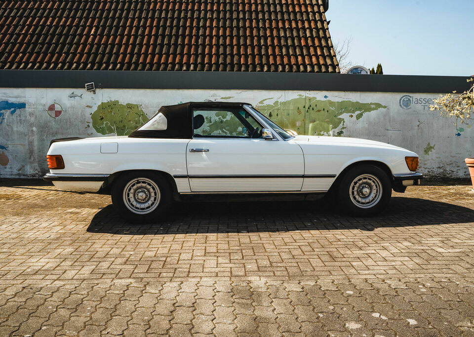 Image 5/8 of Mercedes-Benz 380 SL (1983)