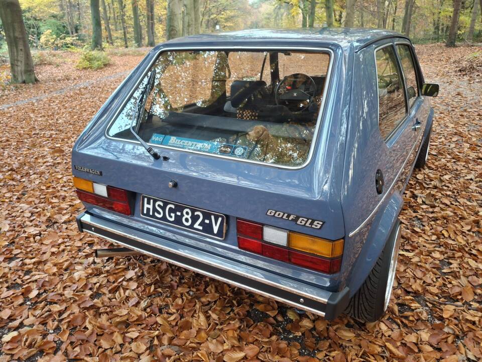 Image 4/36 de Volkswagen Golf I 1.6 GLS (1981)