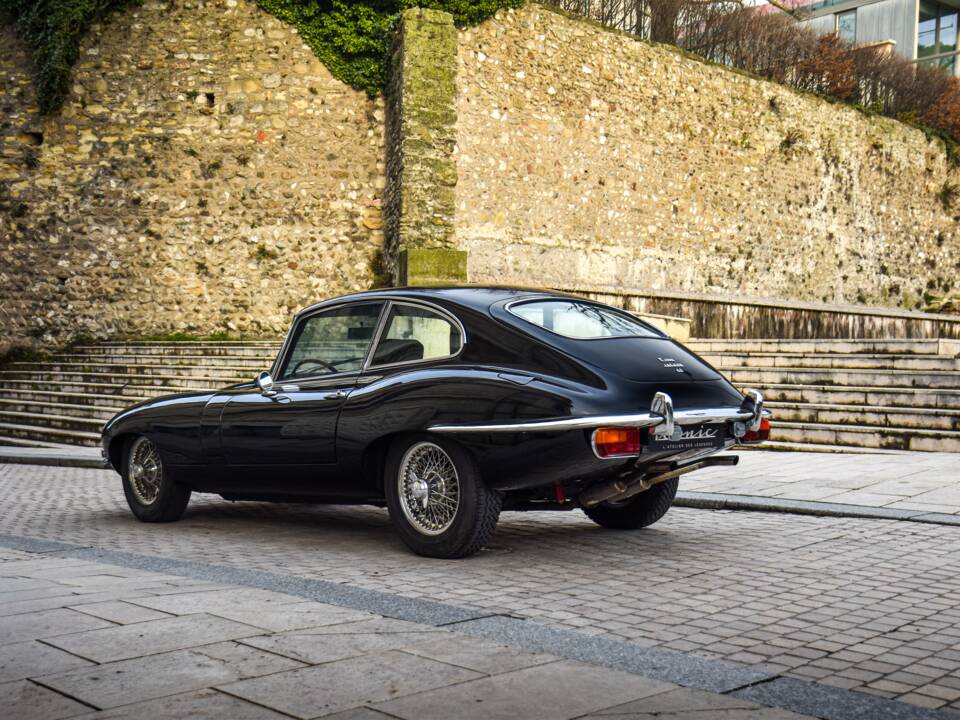 Imagen 2/8 de Jaguar E-Type (2+2) (1970)
