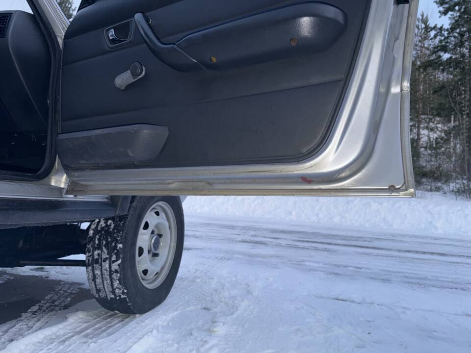 Bild 29/62 von Peugeot 505 Break 4x4 Dangel (1988)