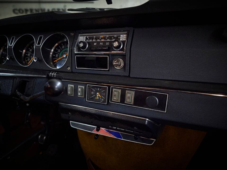 Image 47/92 of Citroën DS 23 Pallas (1975)