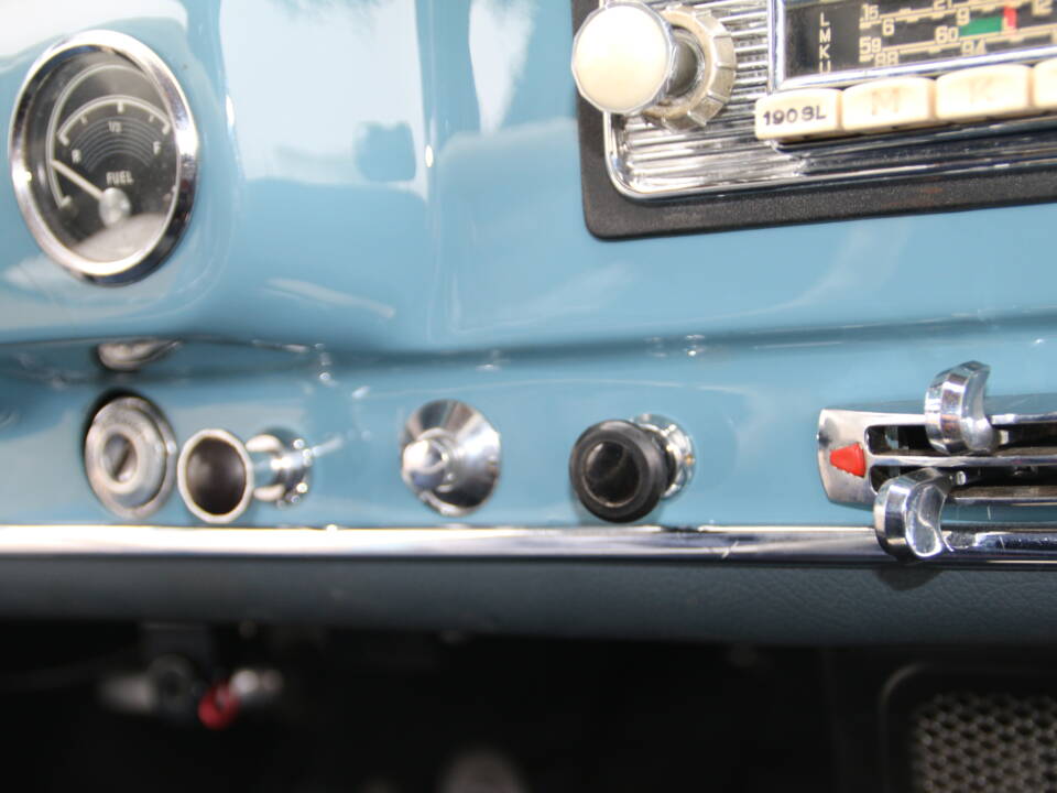 Bild 68/71 von Mercedes-Benz 190 SL (1961)