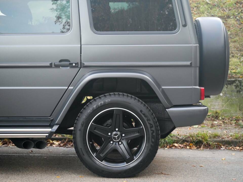 Image 4/38 of Mercedes-Benz G 500 (LWB) (2016)