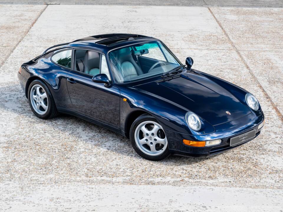 Image 1/35 de Porsche 911 Carrera (1995)