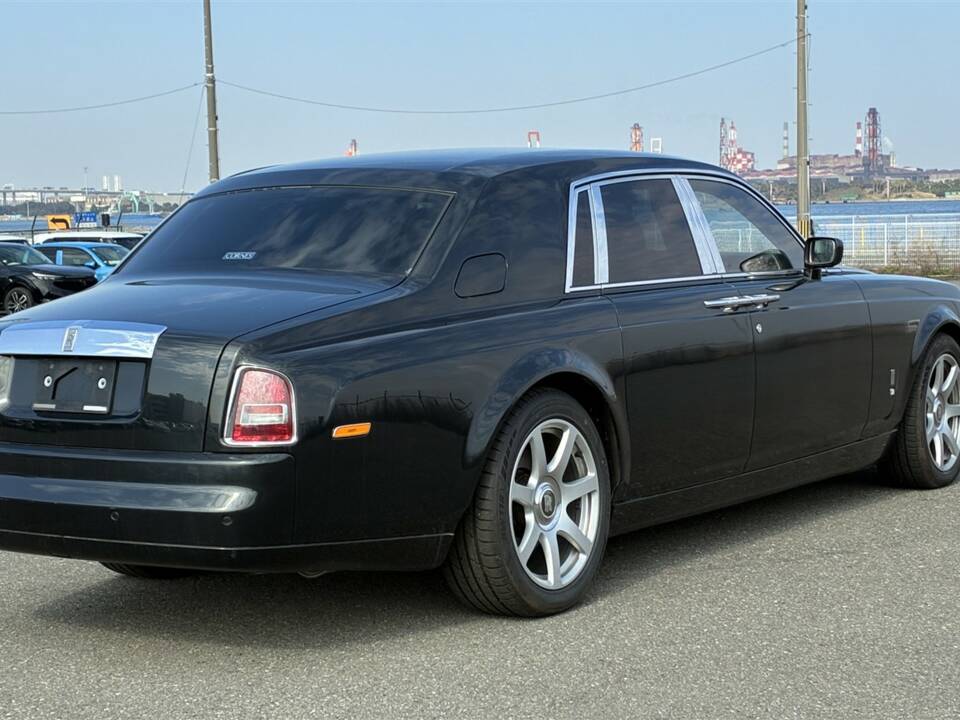 Image 6/44 of Rolls-Royce Phantom VII (2004)