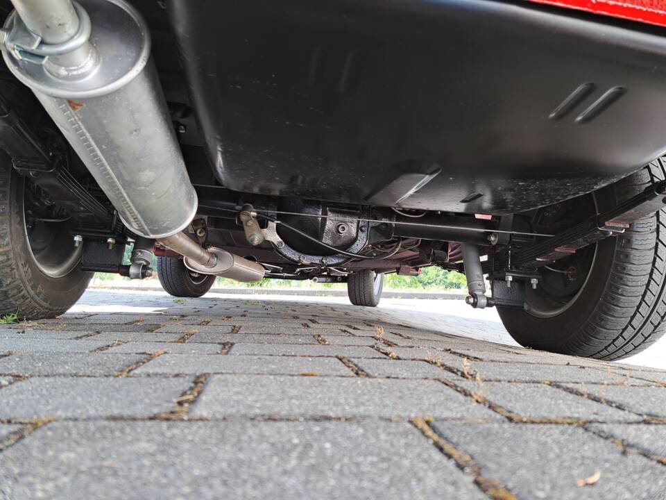 Suspension and underneath
