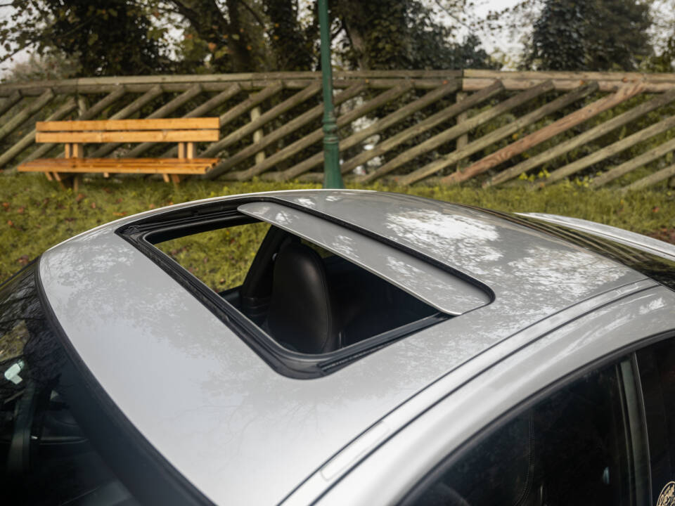 Image 5/10 of Porsche 911 Carrera 4S (2002)