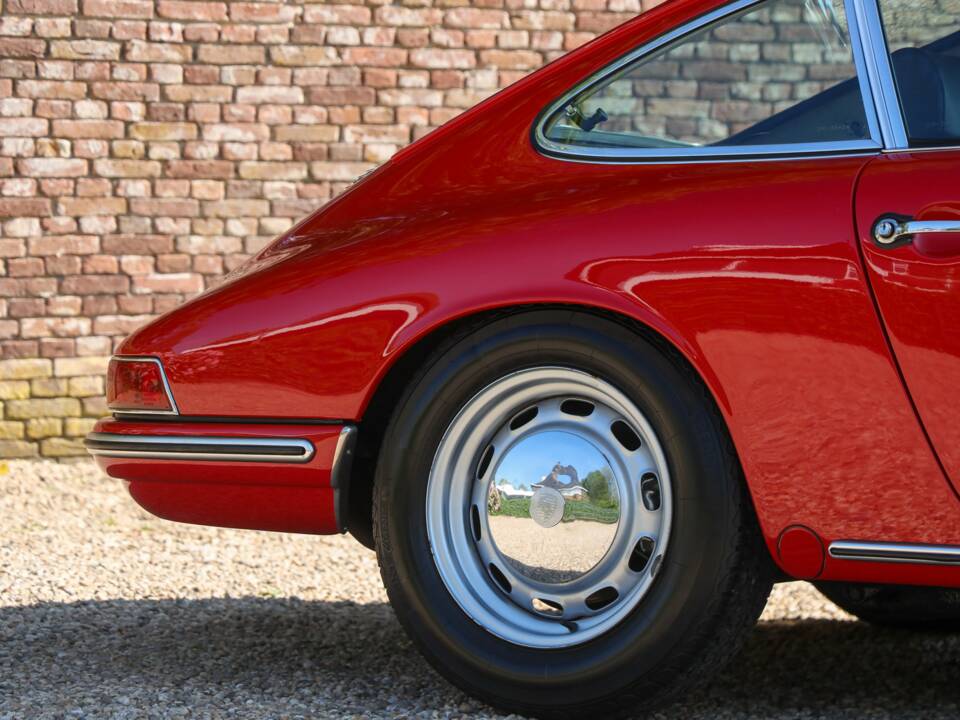 Immagine 21/50 di Porsche 912 (1966)