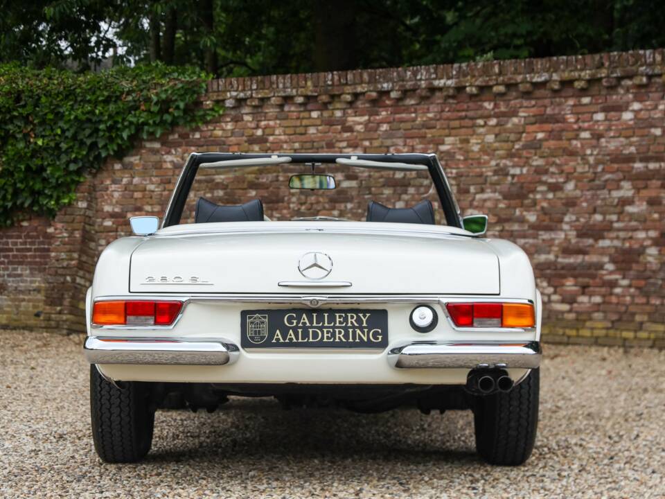 Image 40/50 de Mercedes-Benz 280 SL (1971)