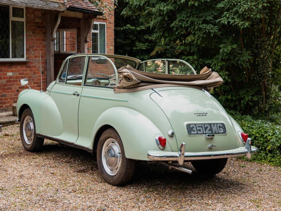 Image 2/29 of Morris Minor 1000 Tourer (1962)