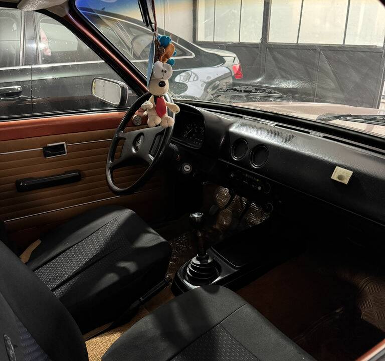 Bild 2/8 von Opel Kadett 1,2 (1979)