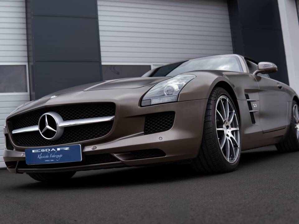Image 7/45 of Mercedes-Benz SLS AMG Roadster (2012)