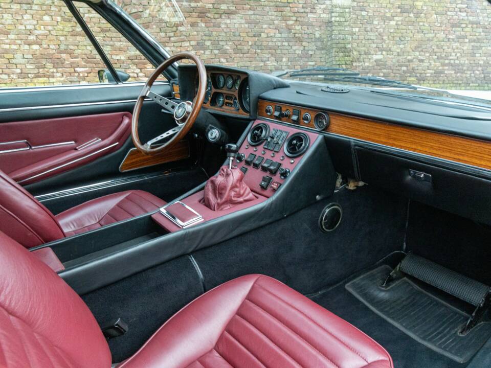 Afbeelding 20/50 van Lamborghini Espada 400 GT (1973)