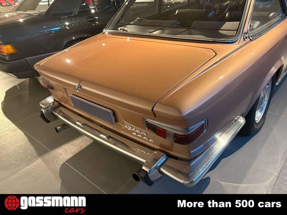 Bild 8/14 von Glas 2600 V8 (1966)