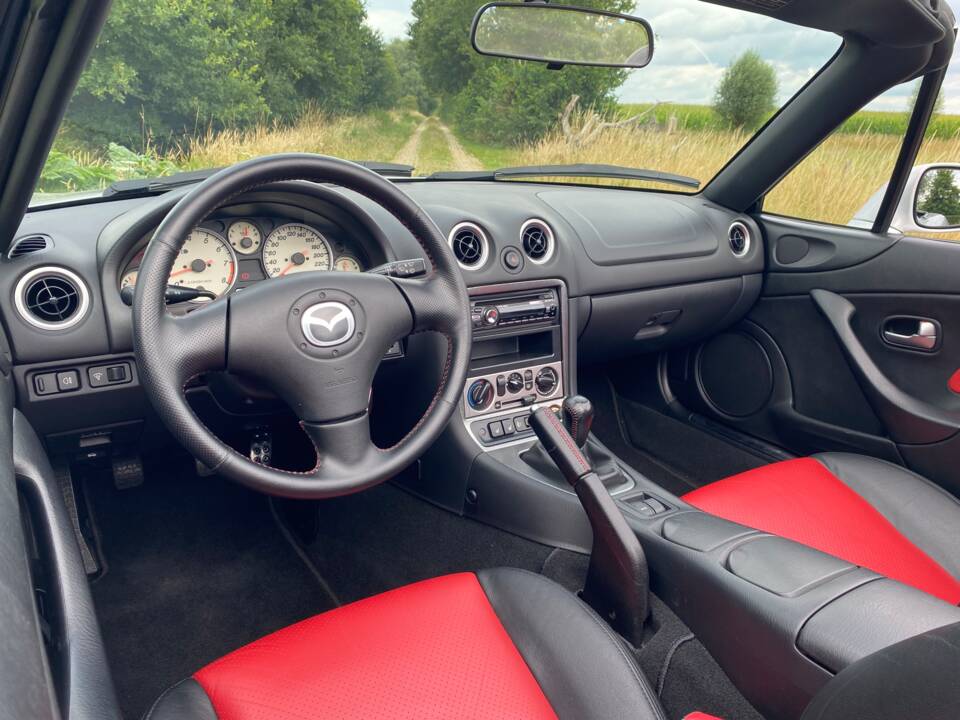 Afbeelding 29/63 van Mazda MX-5 1.6 (2004)
