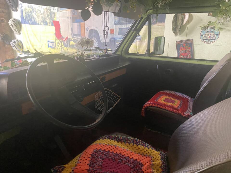 Image 6/8 of Volkswagen T3 Westfalia Joker 1.6 TD (1982)