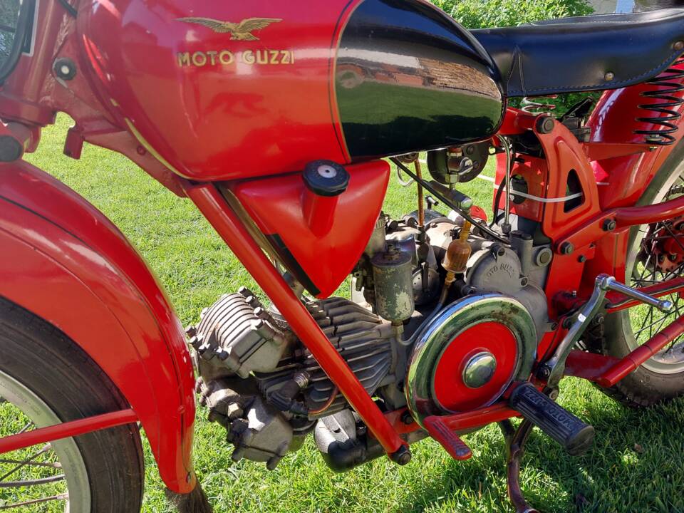 Image 3/10 of Moto Guzzi DUMMY (1954)