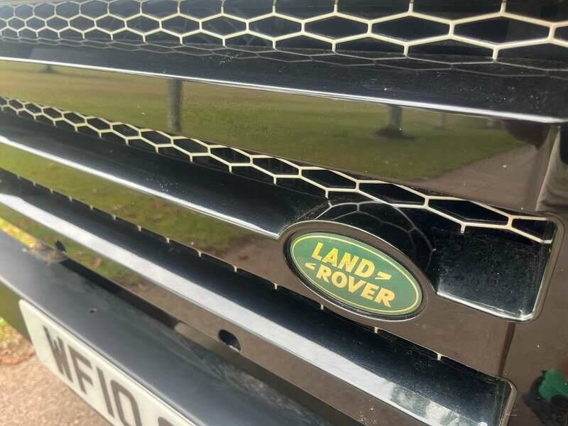 Image 22/25 of Land Rover Defender 90 TD4 (2010)