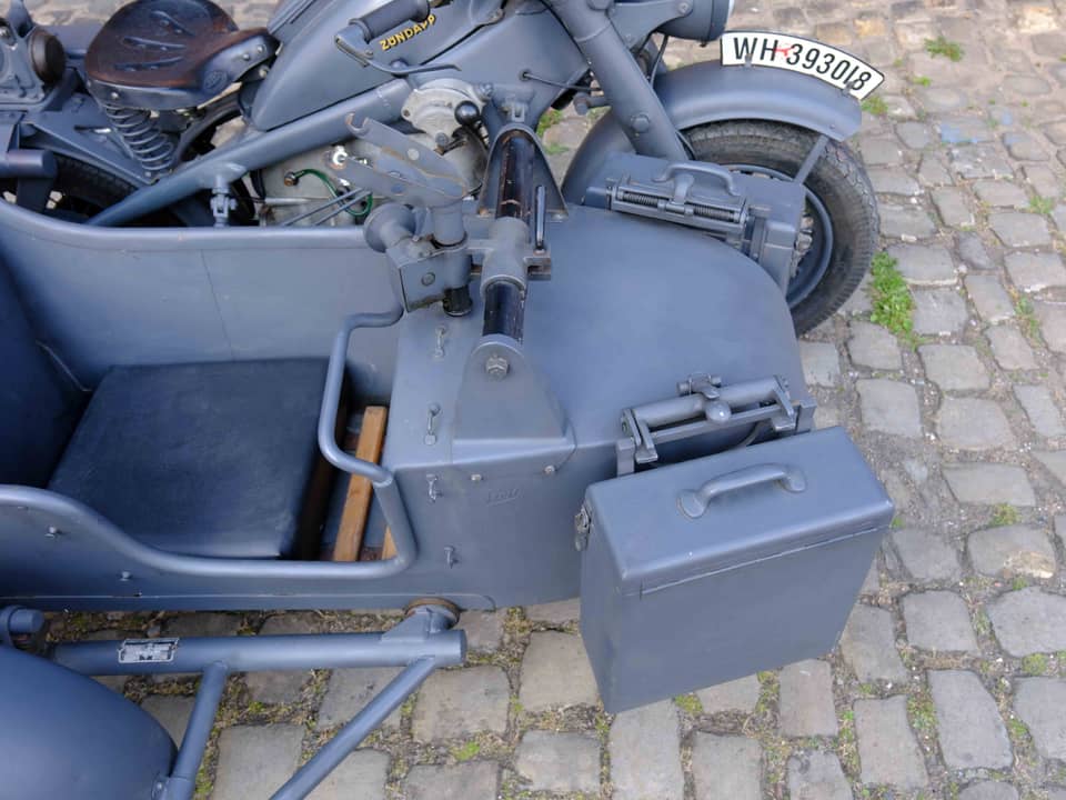 Image 15/92 of Zündapp KS 750 (1943)