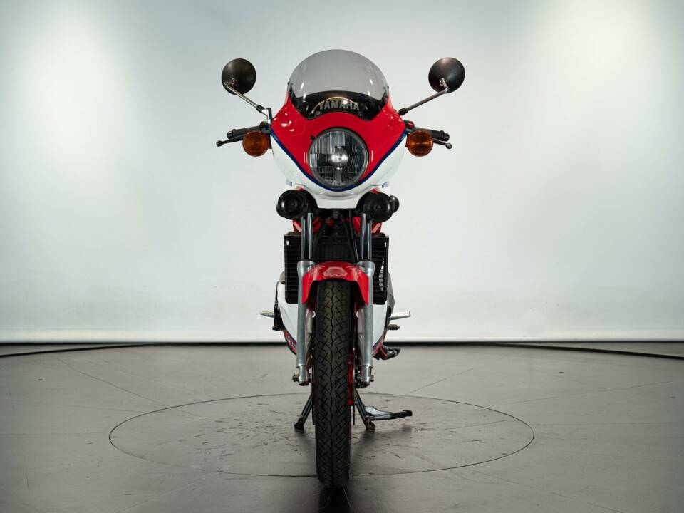 Image 6/41 de Yamaha DUMMY (1985)