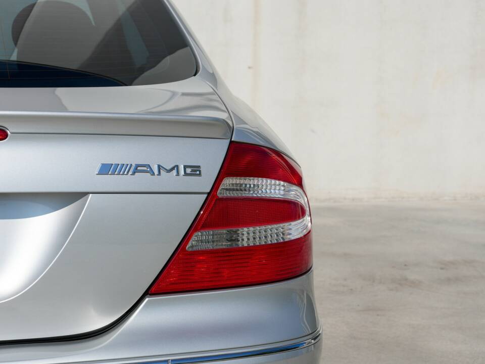 Bild 34/35 von Mercedes-Benz CLK 55 AMG (2003)
