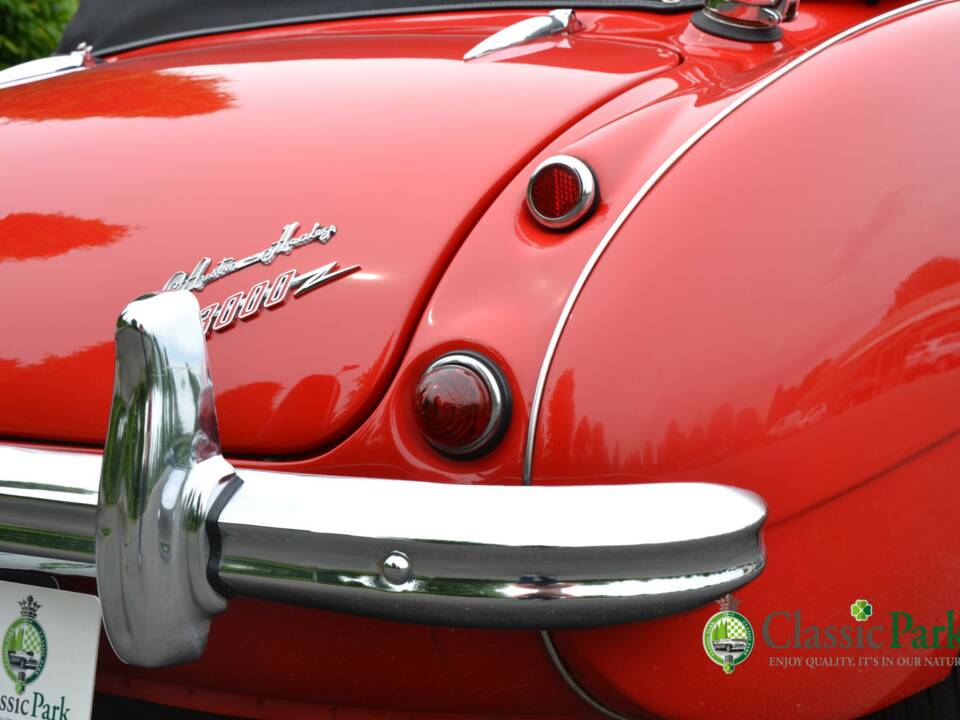Image 43/50 of Austin-Healey 3000 Mk II (BJ7) (1962)
