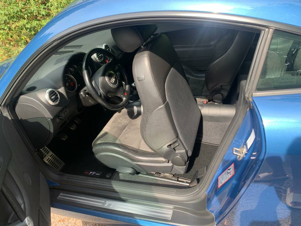 Image 4/72 of Audi TT 1.8 T (2000)