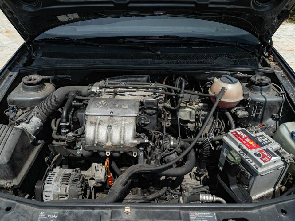 Immagine 42/45 di Volkswagen Golf IV 1.6 (1997)