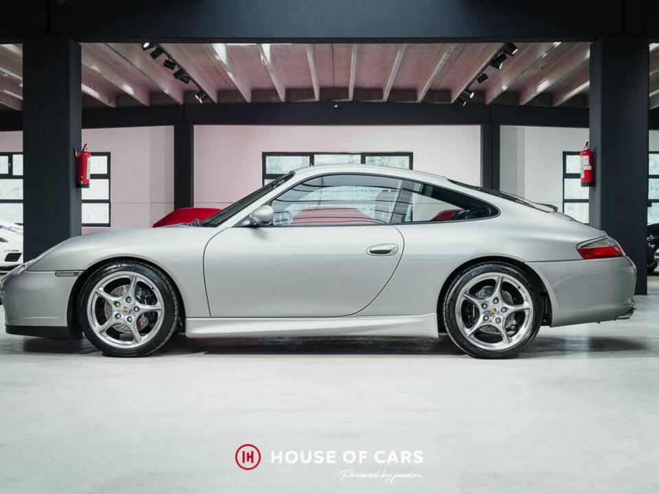 Imagen 10/24 de Porsche 911 Carrera "40 Jahre 911" (2003)