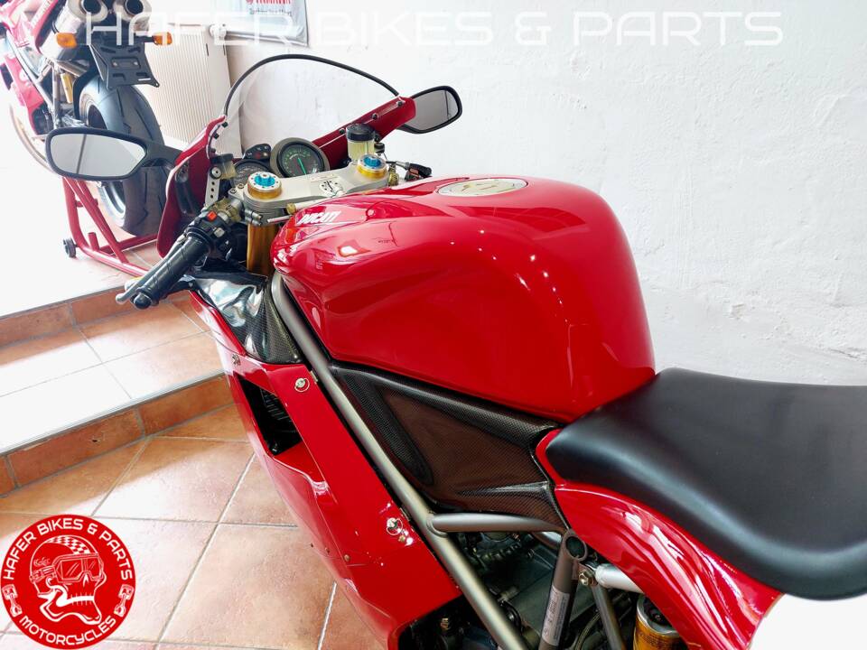 Imagen 24/33 de Ducati DUMMY (2000)