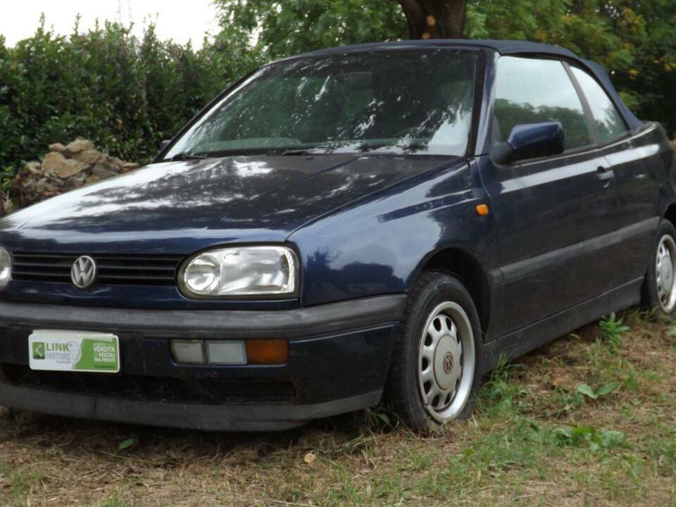 Image 1/50 of Volkswagen Golf III Cabrio 1.6 (1996)
