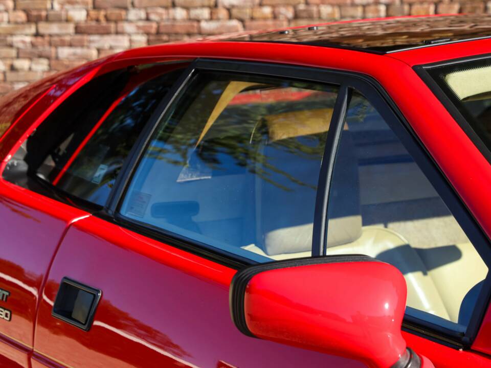 Image 44/50 of Lotus Esprit SE (1992)