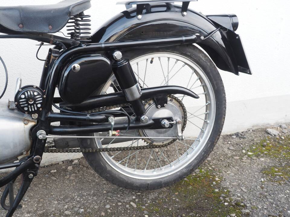 Imagen 11/12 de Gilera 150 Sport (1955)