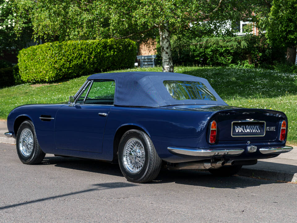 Bild 8/28 von Aston Martin DB 6 Mk II Volante (1970)