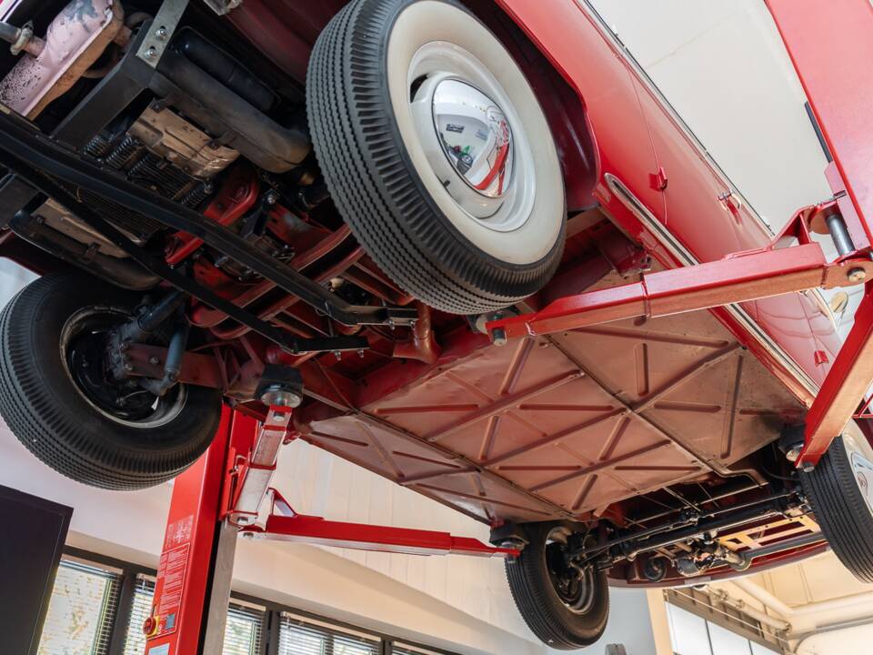 Image 44/46 of Volkswagen T1 Samba (1967)