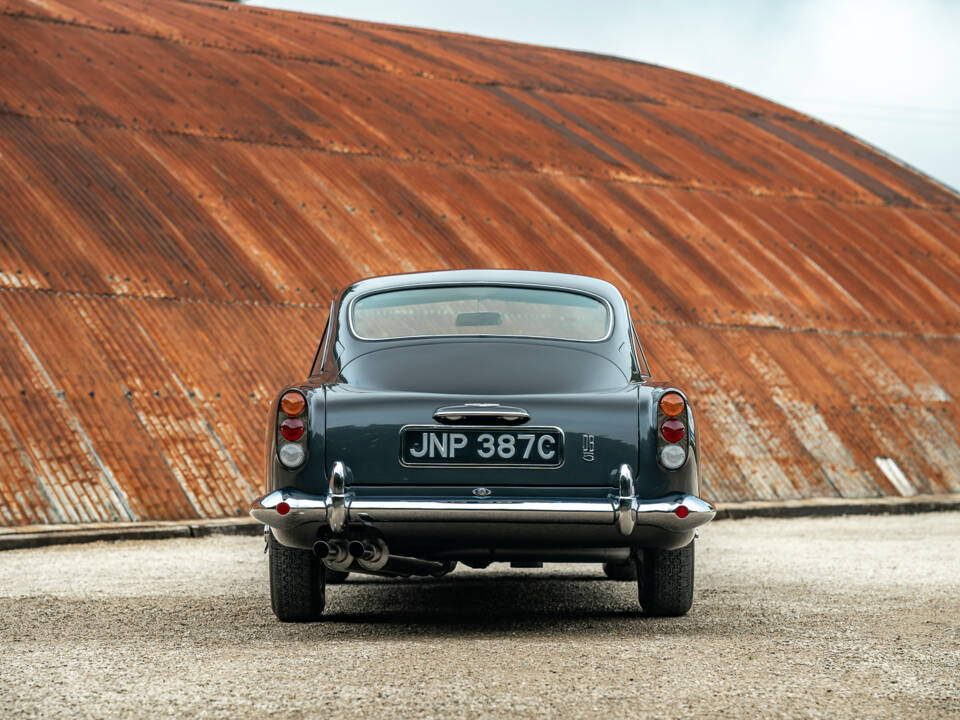 Image 6/25 of Aston Martin DB 5 (1964)