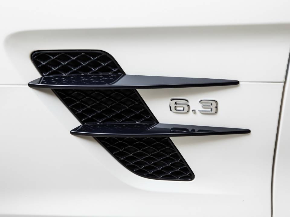 Immagine 47/50 di Mercedes-Benz SLS AMG GT Roadster (2014)