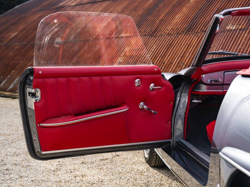 Immagine 29/45 di Mercedes-Benz 190 SL (1960)