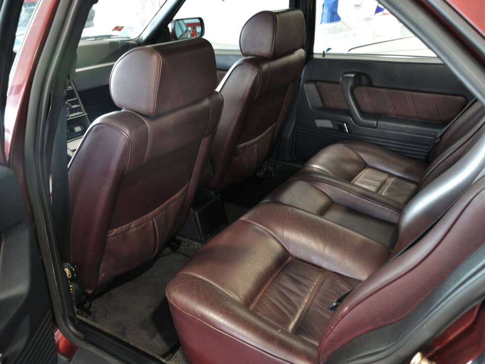 Bild 11/23 von Alfa Romeo 164 2.0 Super V6 (1993)