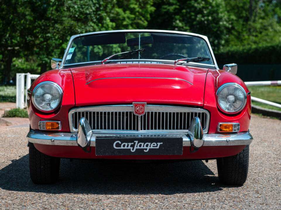 Image 22/81 de MG MGC (1968)