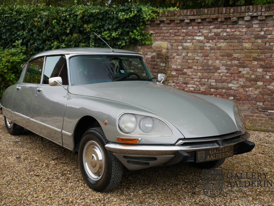 Immagine 16/50 di Citroën DS 20 Pallas (1972)