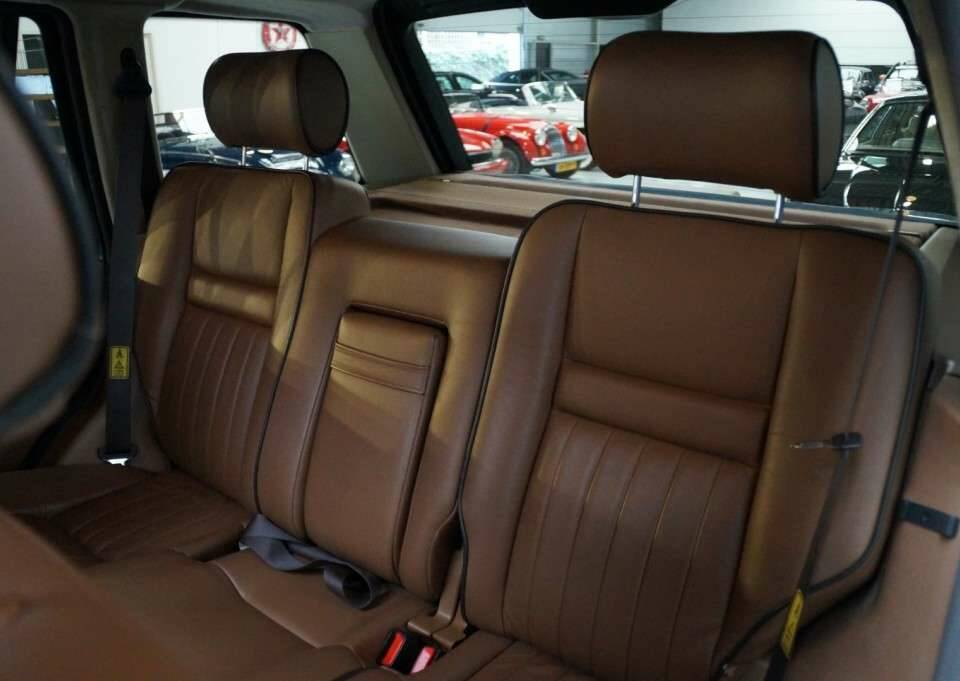 Bild 15/50 von Land Rover Range Rover 4.0 SE (1997)