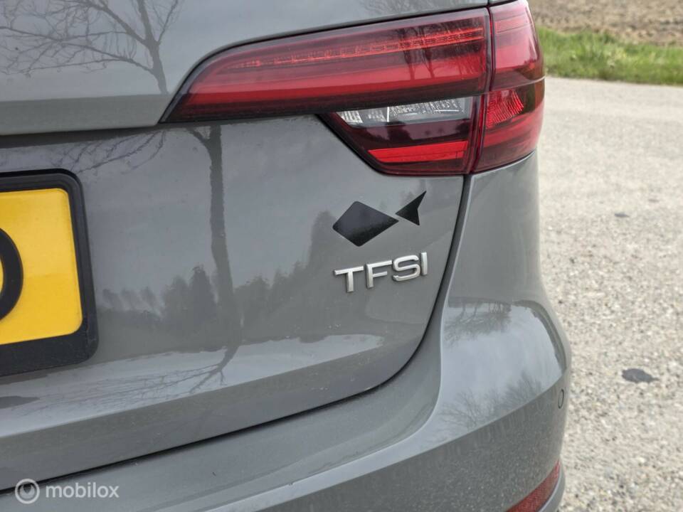 Image 18/38 of Audi A4 Avant 1.4 TFSI (2018)