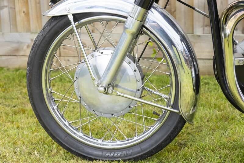 Immagine 35/39 di Norton 650 SS (1964)