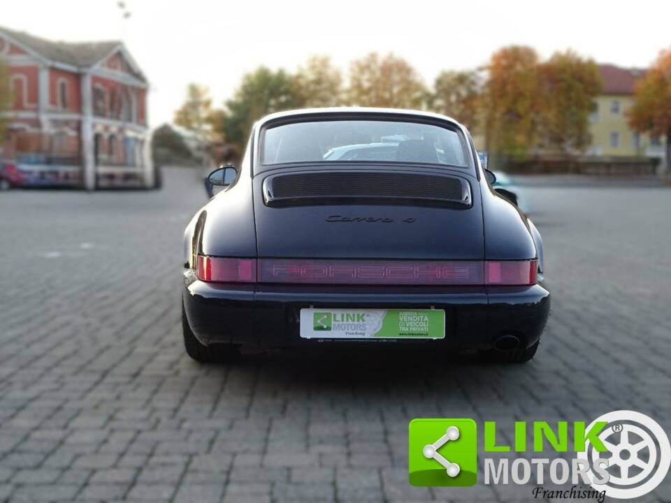 Image 7/10 of Porsche 911 Carrera 4 (1991)