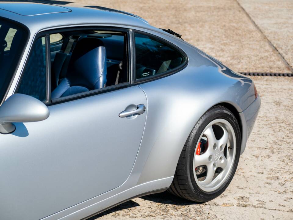 Afbeelding 4/32 van Porsche 911 Carrera (1996)