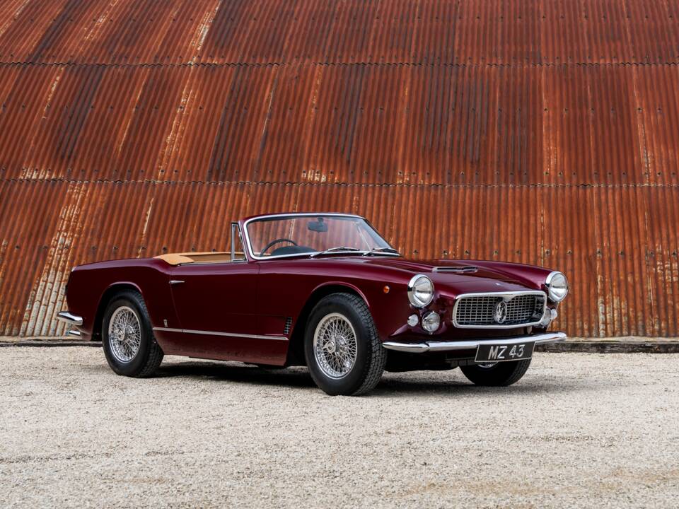 Image 3/51 of Maserati 3500 GTI Spyder Vignale (1963)