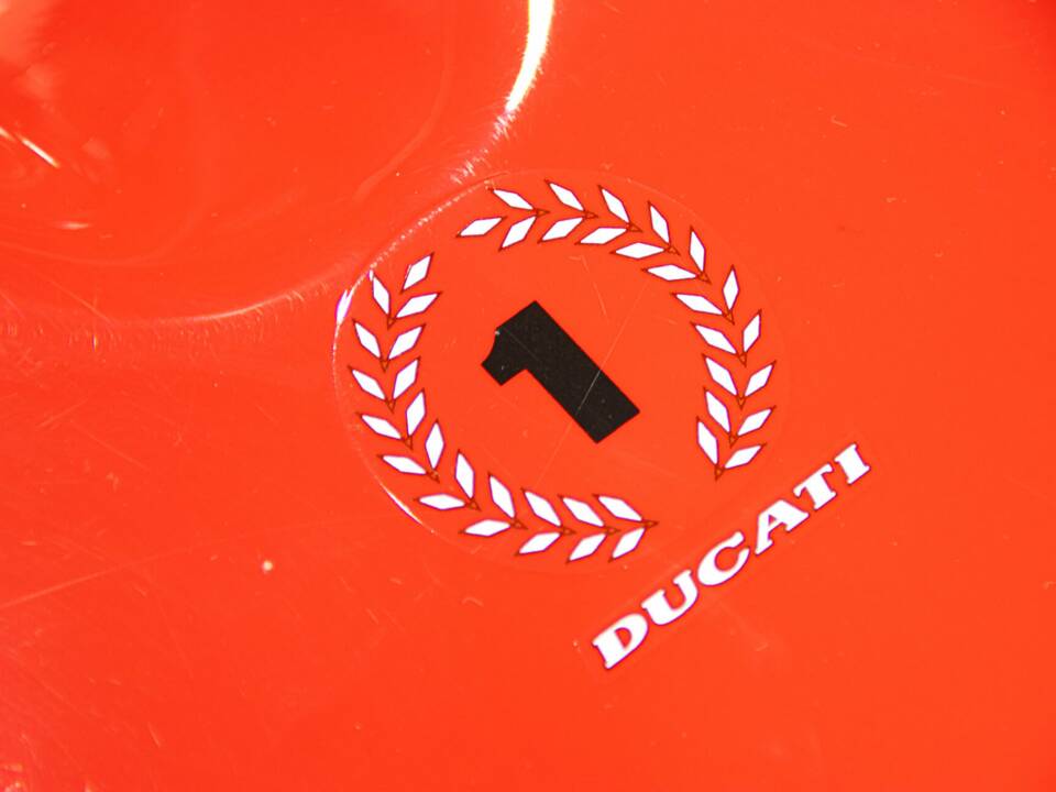 Immagine 13/50 di Ducati DUMMY (1997)