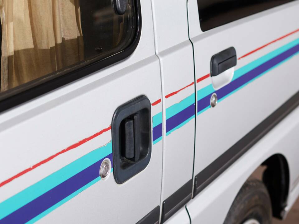 Bild 17/65 von Mitsubishi L300 (1993)