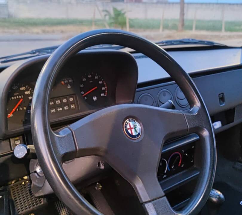 Image 6/52 of Alfa Romeo 33 - 1.3 (1992)